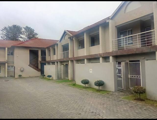 2 BEDROOM APARTMENT FOR SALE IN FERNDALE